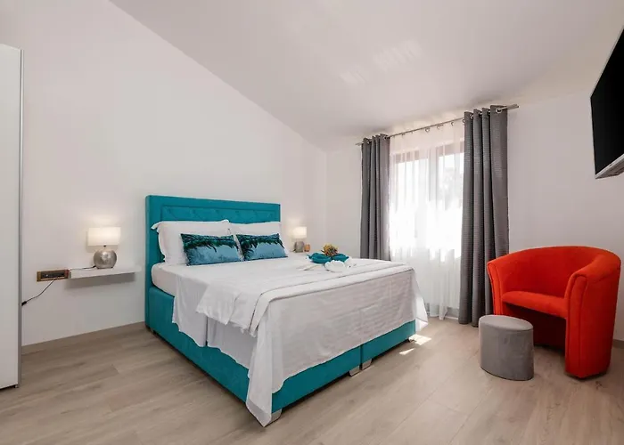 Holiday home 3 Bedroom In *