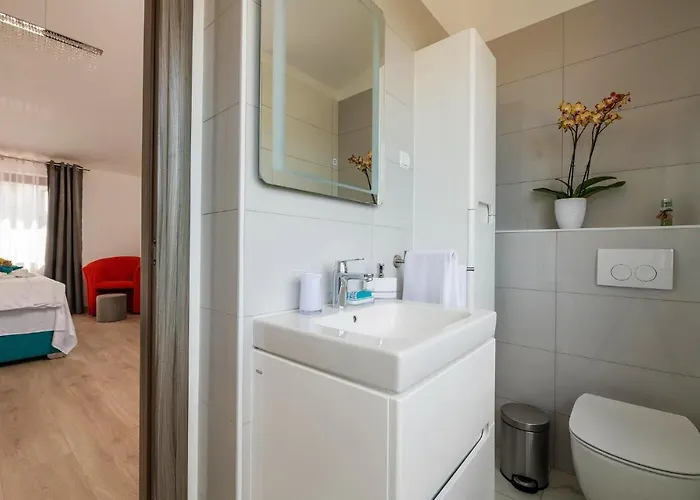 3 Bedroom In *